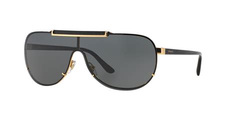 Gafas de sol y espejuelos Versace .